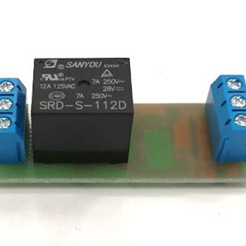 Relės blokas 12V 12A SRD-S-112D (su kontaktinėmis kaladėlėmis) Relės blokas 12V 12A SRD-S-112D (su kontaktinėmis kaladėlėmis)