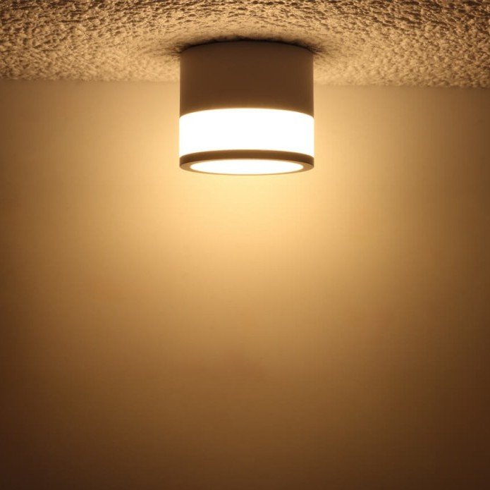 LED lubų šviestuvas, 12W, apvalus, baltas, šilta balta šviesa LED lubų šviestuvas, 12W, apvalus, baltas, šilta balta šviesa