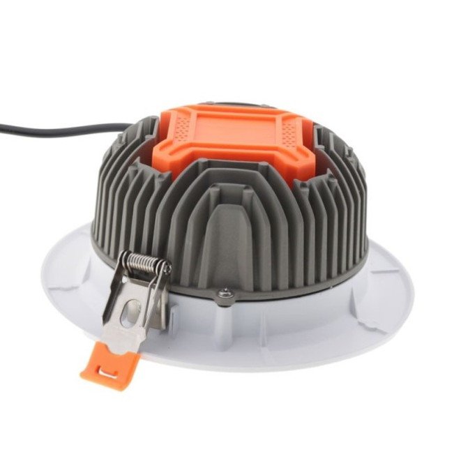 LED taškinis šviestuvas, TUV sertifikuotas, 145°, 20W, šalta balta šviesa LED taškinis šviestuvas, TUV sertifikuotas, 145°, 20W, šalta balta šviesa