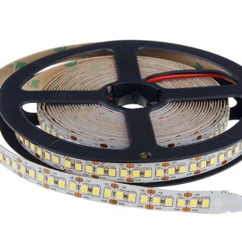 LED juosta, 20W/m, 2100Lm/m, 12V, 3 metai garantija, IP65, šalta balta šviesa