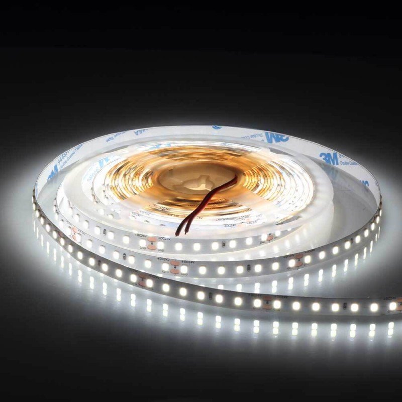 LED juosta, 10W/m, 1300Lm/m, 24V, šalta balta šviesa LED juosta, 10W/m, 1300Lm/m, 24V, šalta balta šviesa