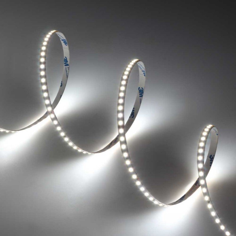 LED juosta, 10W/m, 1300Lm/m, 24V, šalta balta šviesa LED juosta, 10W/m, 1300Lm/m, 24V, šalta balta šviesa