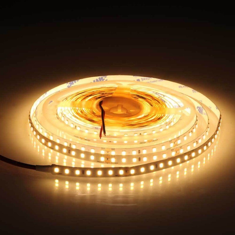 LED juosta, 10W/m, 1300Lm/m, 24V, šilta balta šviesa LED juosta, 10W/m, 1300Lm/m, 24V, šilta balta šviesa