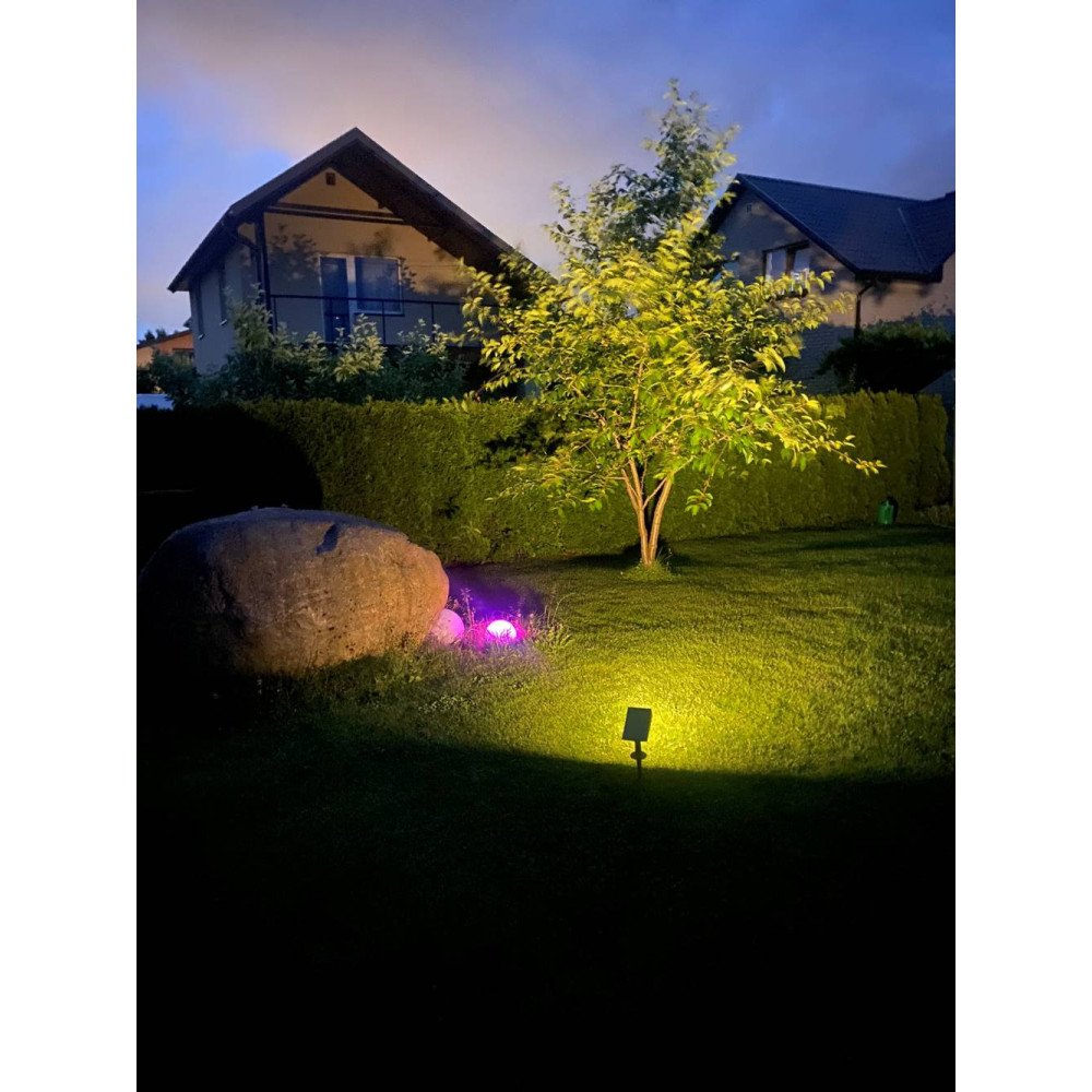 LED saulės šviestuvas 2W, įsmeigiamas, šilta balta šviesa LED saulės šviestuvas 2W, įsmeigiamas, šilta balta šviesa